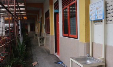 Pemasangan Tempat Cuci Tangan