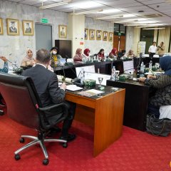 Layanan 24 jam Call center Qlola By BRI